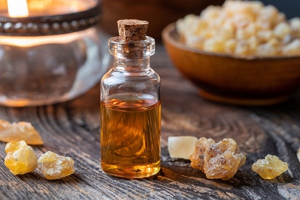 Frankincense Oil For Skin Care : Younger & Healthy Skin