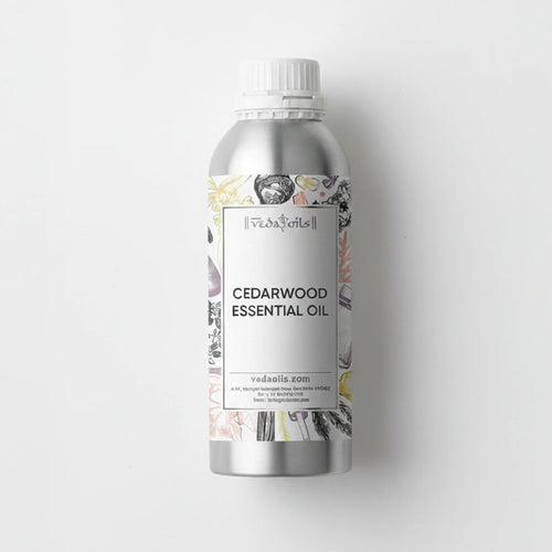 Cedarwood Essential Oil Product 